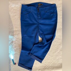 Torrid royal blue crop jeans. Super soft